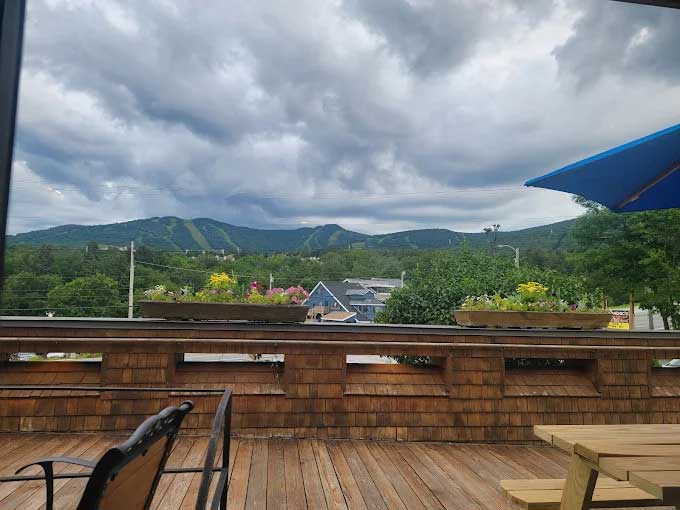 Choices Restaurant Dining Outside